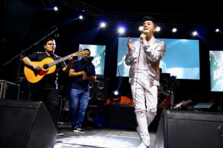 Ibarra vibró con Willie Tamayo