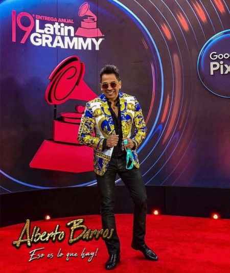 Alberto Barros estuvo por segunda vez en la premiación de los Latin Grammy 